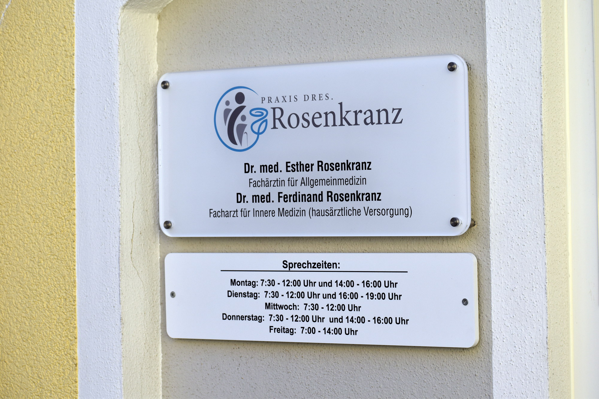 Praxisschild